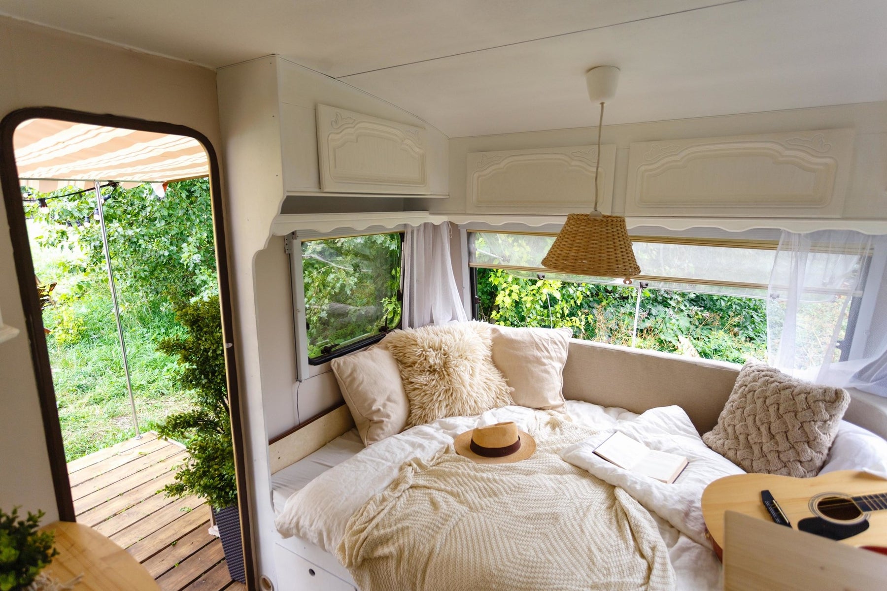 What Mattress Base is Right for You?